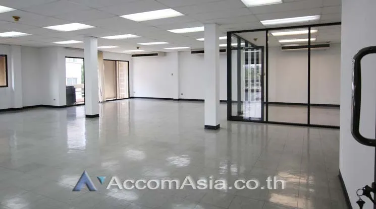 unit Office space For Rent in Phaholyothin, Bangkok  (AA14292)